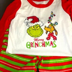 GUC - fleece Grinch pj!